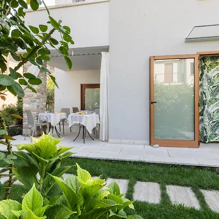 Bed and Breakfast Charming 4*