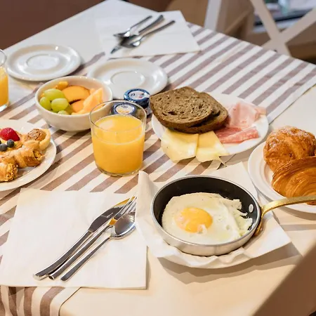 Charming Bed and Breakfast Σιρμιόνε