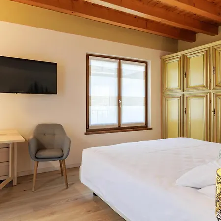 Charming Bed and Breakfast 4*