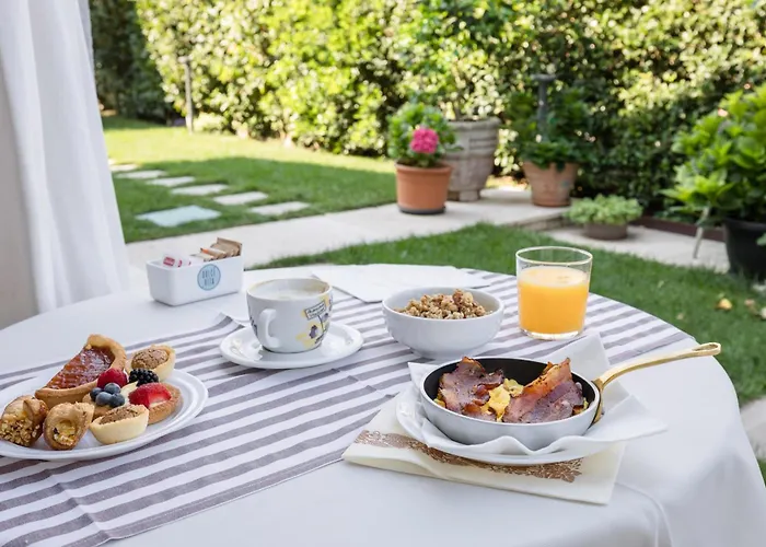 Charming Bed & Breakfast 3*