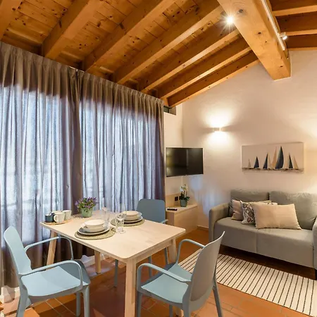 Bed & Breakfast Charming 3*