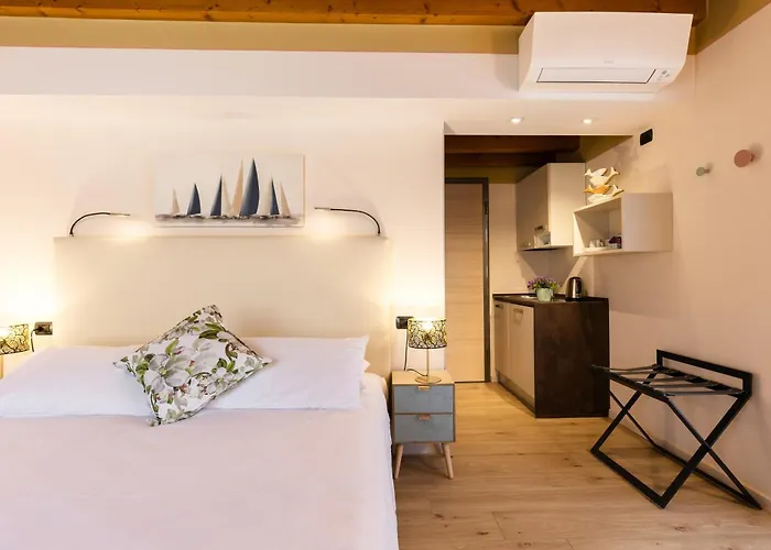 Charming Bed & Breakfast 3*