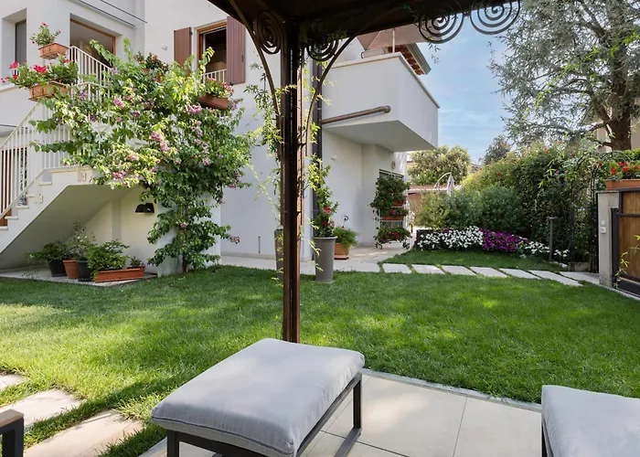 Charming 3* Sirmione